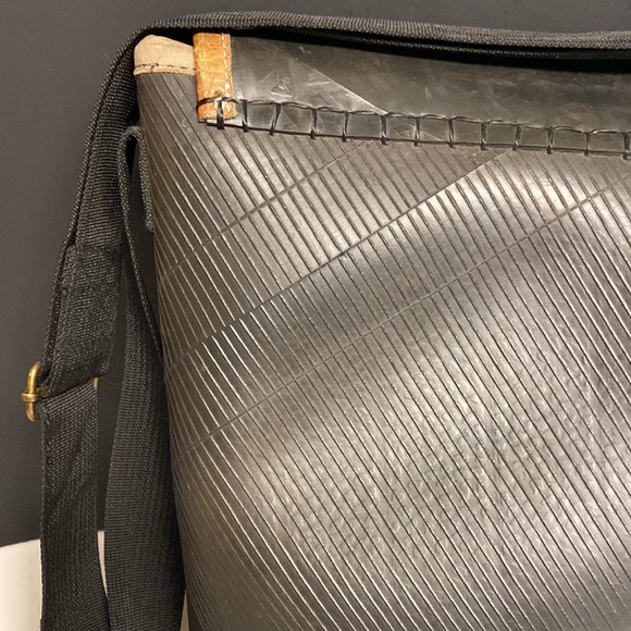 Ganeshhimal Recycled Tire Rubber Crossbody Purse - Picture 6 of 17